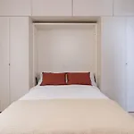 Enjoy Home - Downtown Nest In Piazza Garibaldi