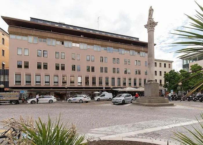 Enjoy Home - Downtown Nest In Piazza Garibaldi